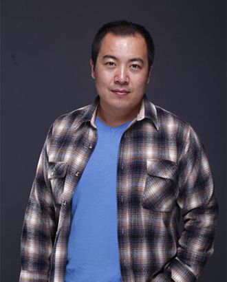十八摸视频成人版影视表演部部主任、表演教师